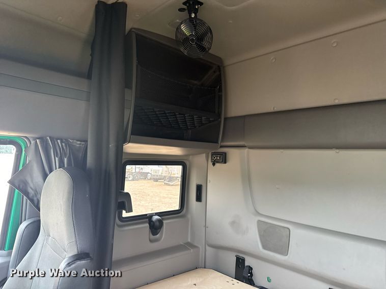 image for item YA0563 2020 International LT625 semi truck