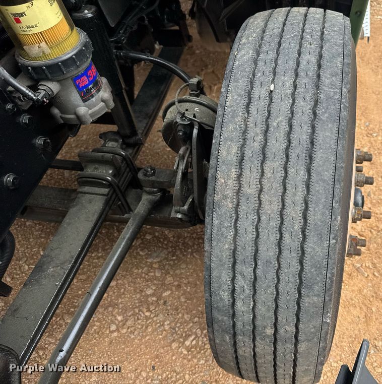 image for item YA0563 2020 International LT625 semi truck