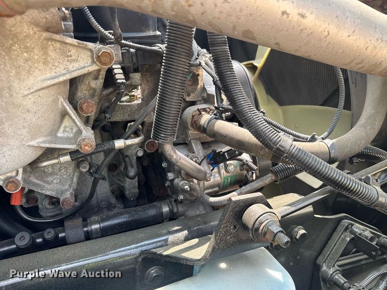 image for item YA0564 2020 International LT625 semi truck