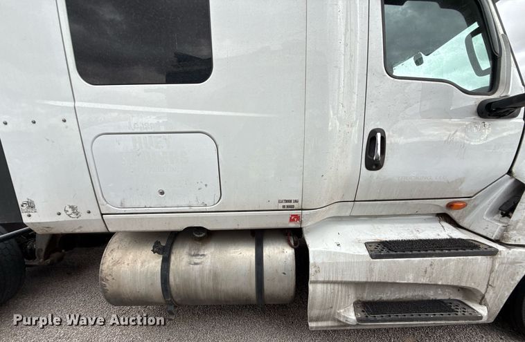 image for item YA0577 2018 International LT625 semi truck