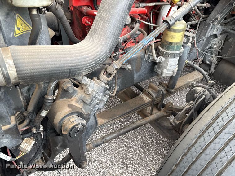 image for item YA0577 2018 International LT625 semi truck