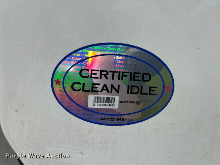 image for item YA0643 2021 Freightliner Cascadia semi truck