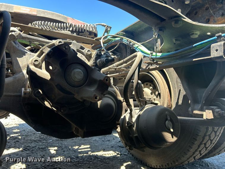 image for item YA0643 2021 Freightliner Cascadia semi truck