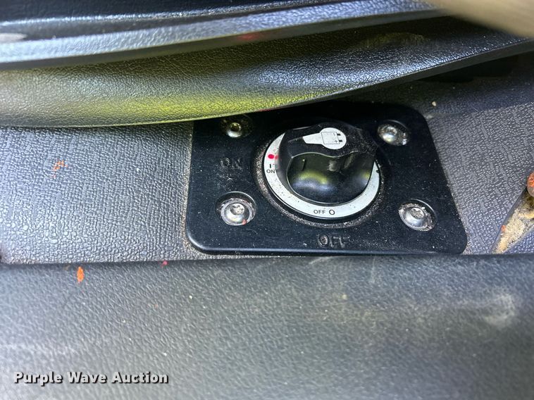 image for item YA0643 2021 Freightliner Cascadia semi truck