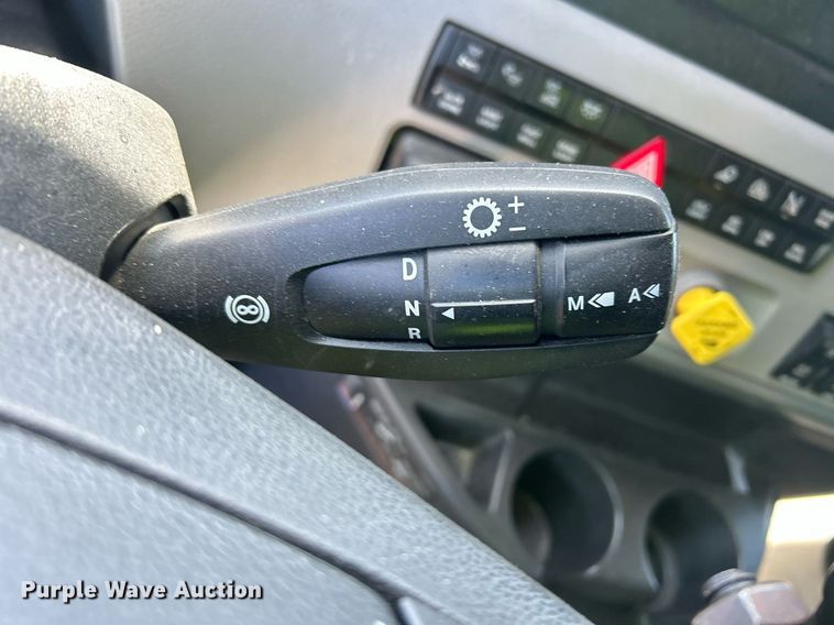 image for item YA0643 2021 Freightliner Cascadia semi truck