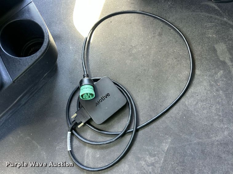 image for item YA0643 2021 Freightliner Cascadia semi truck