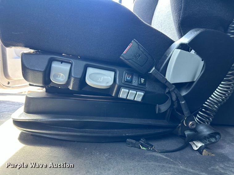 image for item YA0643 2021 Freightliner Cascadia semi truck