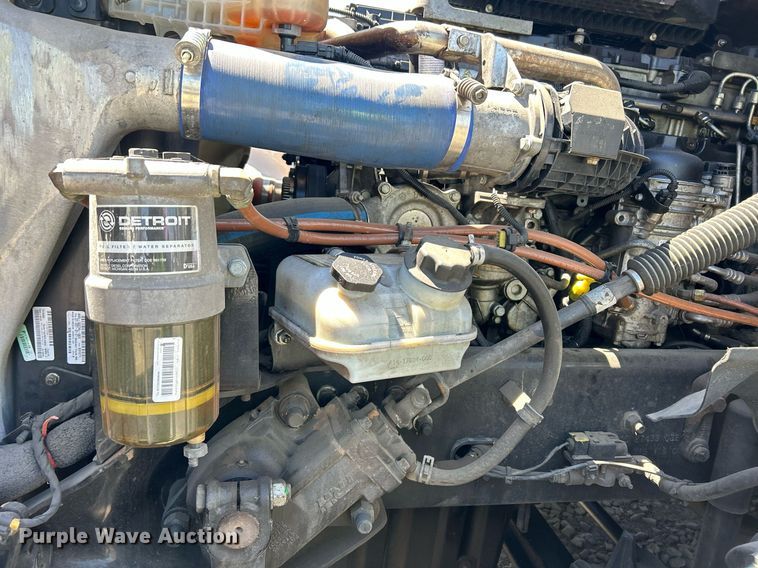 image for item YA0643 2021 Freightliner Cascadia semi truck