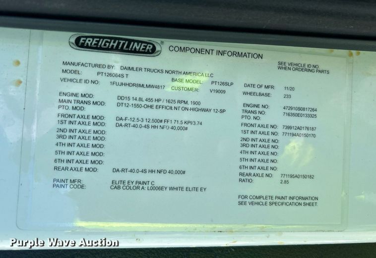 image for item YA0643 2021 Freightliner Cascadia semi truck