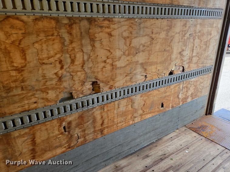 image for item YA0647 2011 Freightliner Business Class M2 box truck