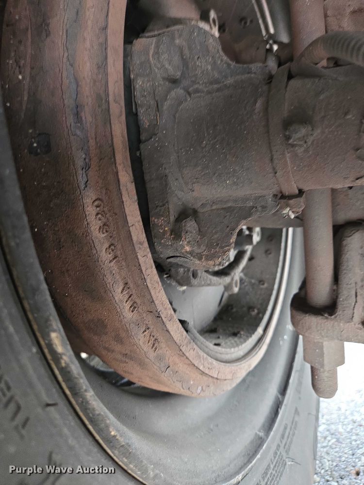 image for item YA0647 2011 Freightliner Business Class M2 box truck