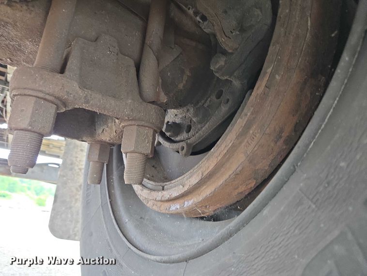 image for item YA0647 2011 Freightliner Business Class M2 box truck