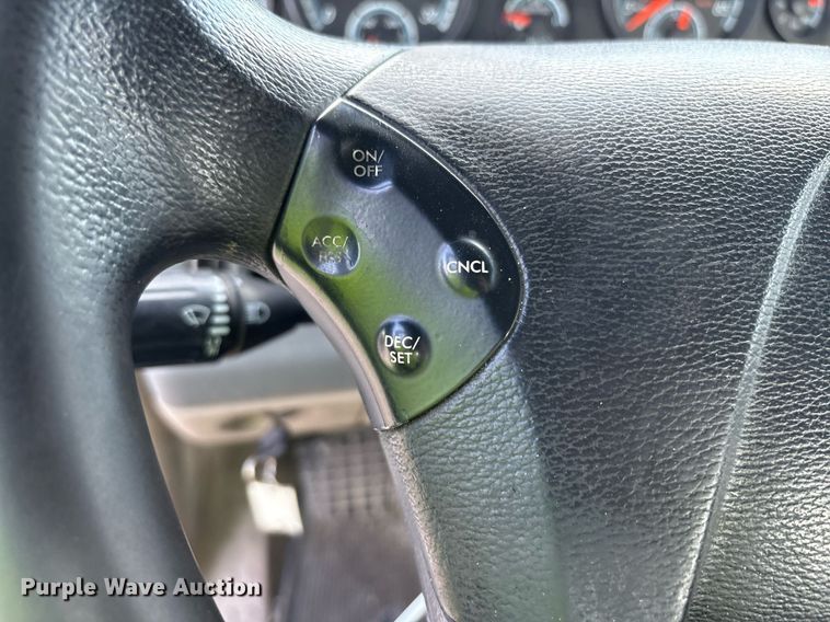 image for item YA0657 2019 Freightliner Cascadia semi truck