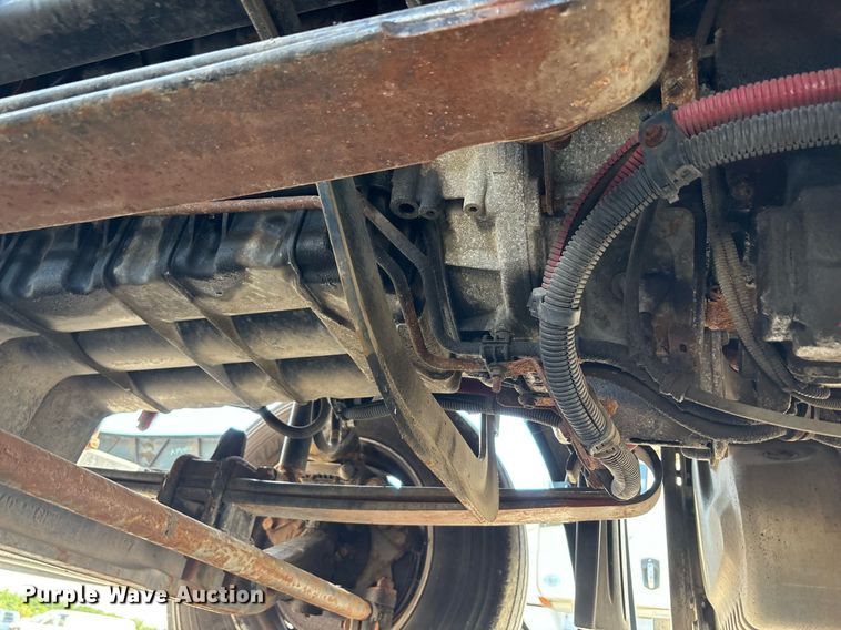 image for item YA0657 2019 Freightliner Cascadia semi truck