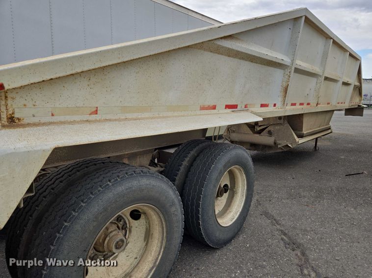 image for item YA0777 1994 Corn Belt bottom dump trailer