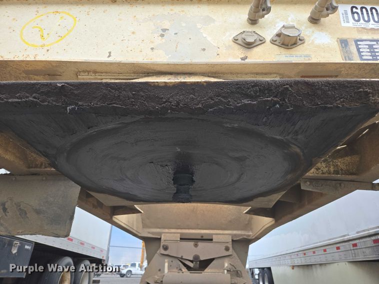 image for item YA0777 1994 Corn Belt bottom dump trailer