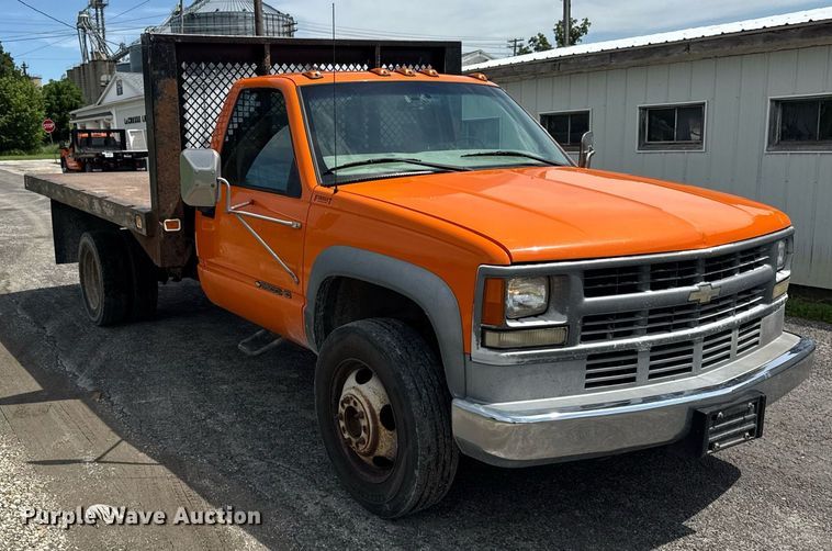 image for item DJ9659 2000 Chevrolet C3500 dump flatbed pickup truck