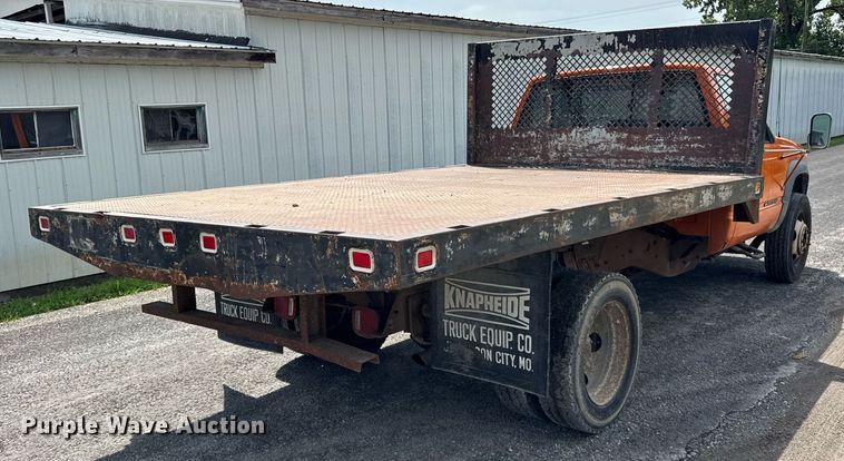 image for item DJ9659 2000 Chevrolet C3500 dump flatbed pickup truck