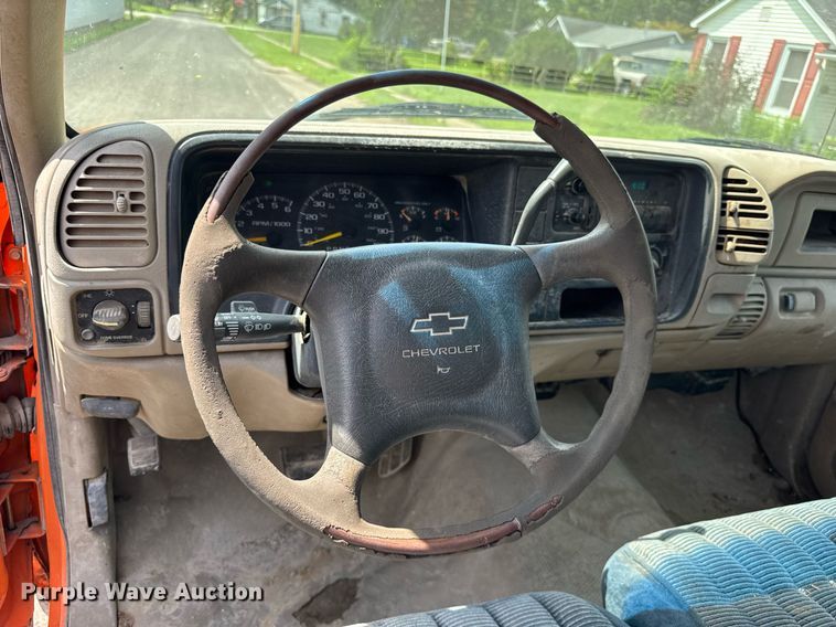 image for item DJ9659 2000 Chevrolet C3500 dump flatbed pickup truck