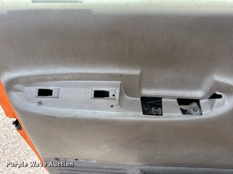 image for item DJ9659 2000 Chevrolet C3500 dump flatbed pickup truck