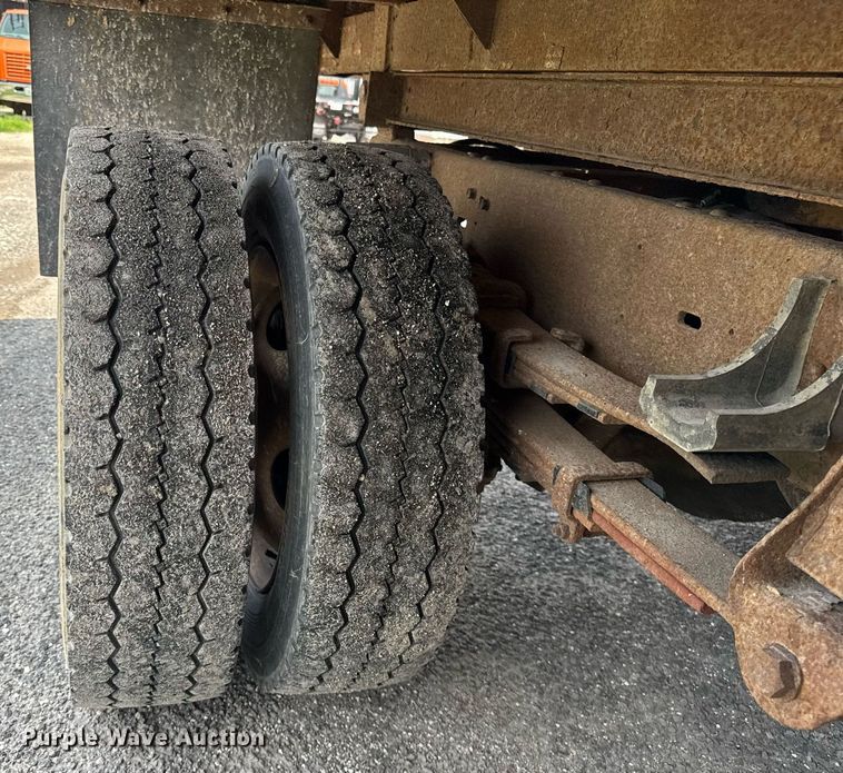 image for item DJ9659 2000 Chevrolet C3500 dump flatbed pickup truck