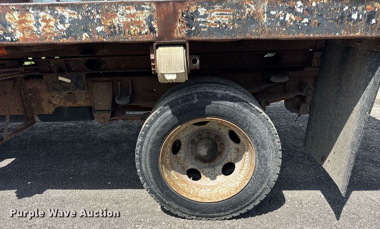 image for item DJ9659 2000 Chevrolet C3500 dump flatbed pickup truck