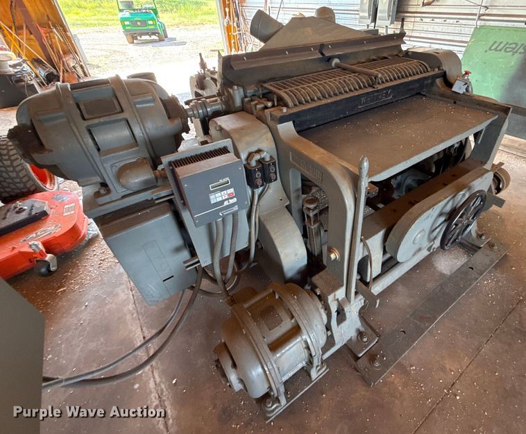 image for item DO7179 Whitney 24 wood planer