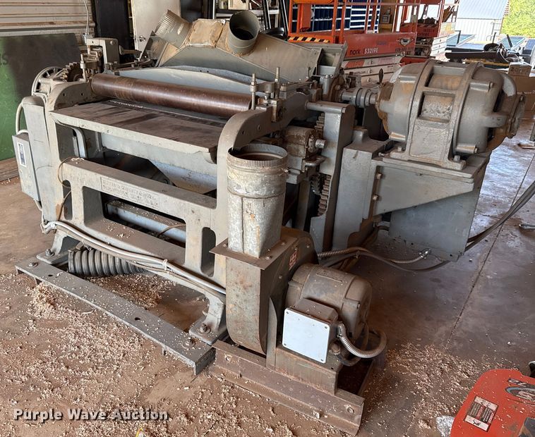 image for item DO7179 Whitney 24 wood planer