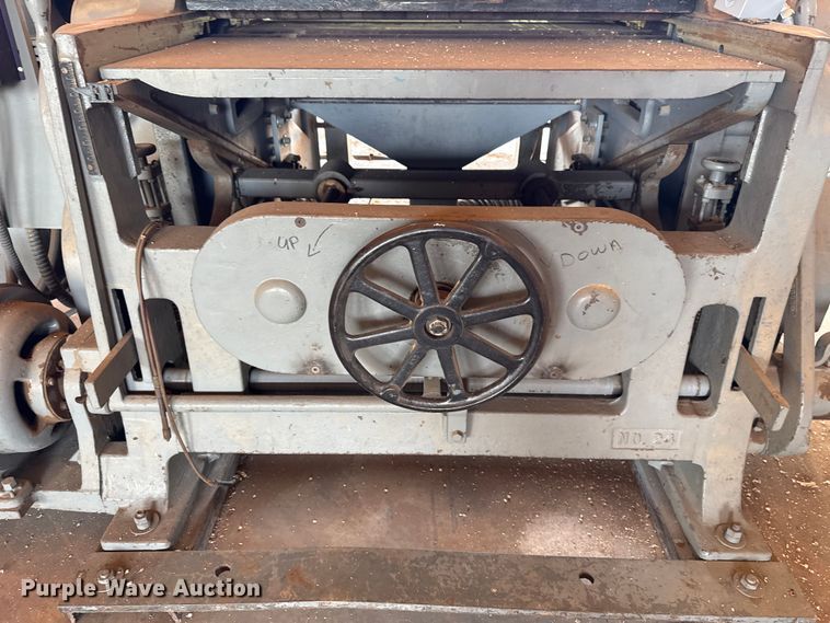 image for item DO7179 Whitney 24 wood planer