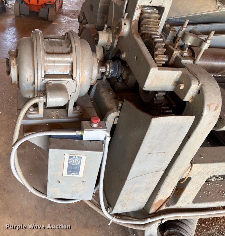 image for item DO7179 Whitney 24 wood planer