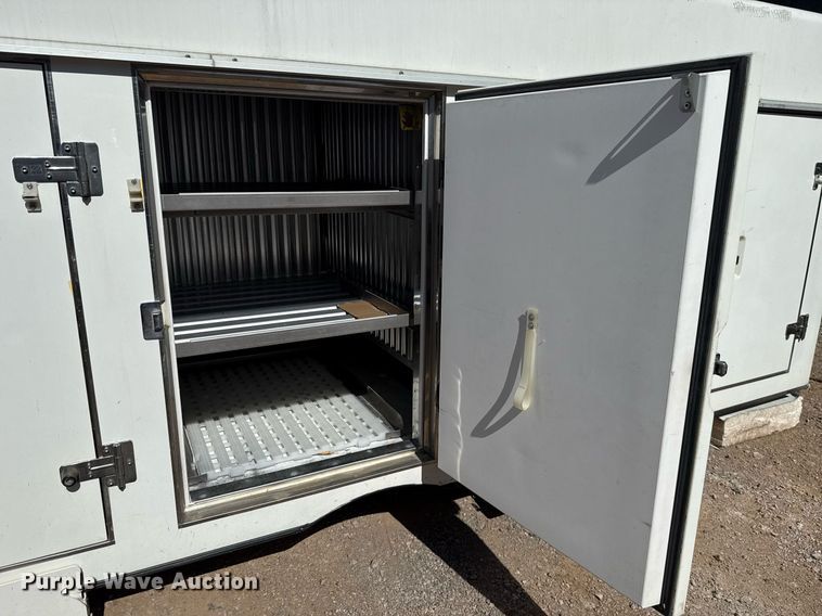 image for item DO7181 2010 Cold Car refrigeration bed