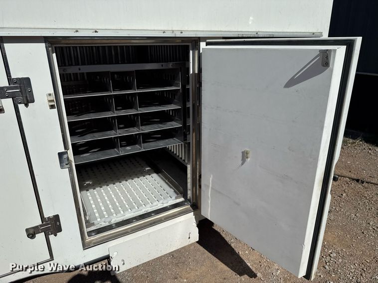 image for item DO7181 2010 Cold Car refrigeration bed