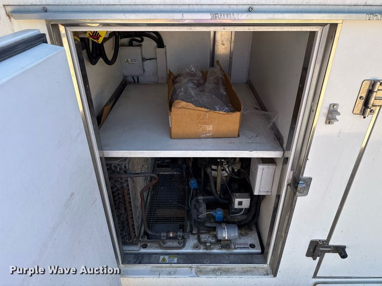 image for item DO7181 2010 Cold Car refrigeration bed