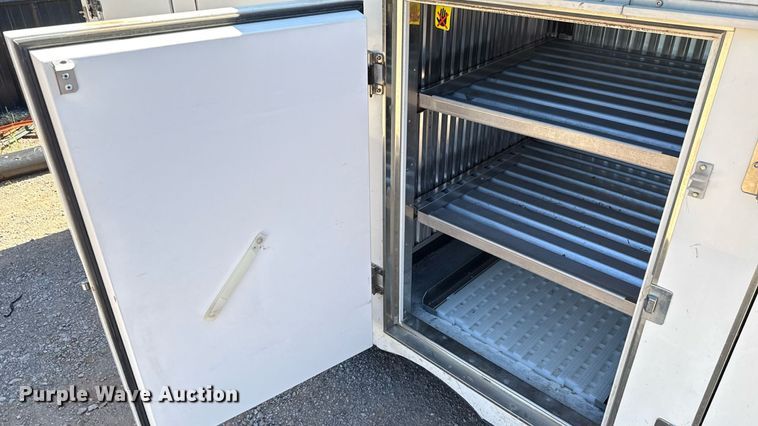image for item DO7181 2010 Cold Car refrigeration bed