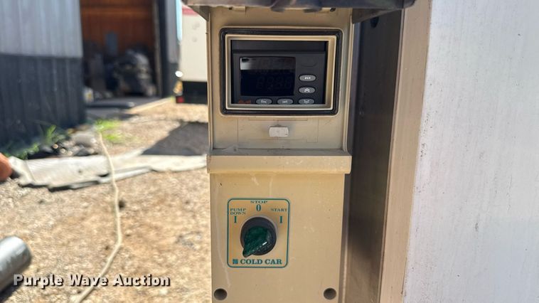 image for item DO7181 2010 Cold Car refrigeration bed