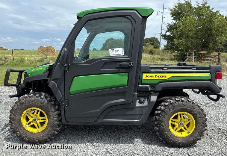 image for item DO7196 2023 John Deere XUV 835R utility vehicle