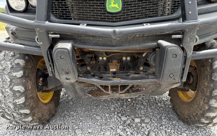 image for item DO7196 2023 John Deere XUV 835R utility vehicle