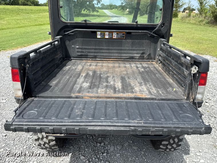image for item DO7196 2023 John Deere XUV 835R utility vehicle