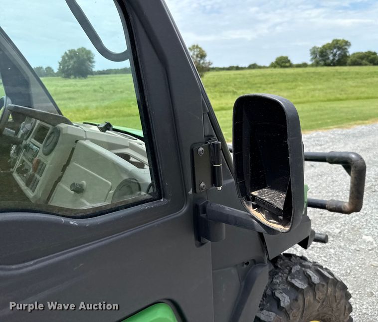 image for item DO7196 2023 John Deere XUV 835R utility vehicle