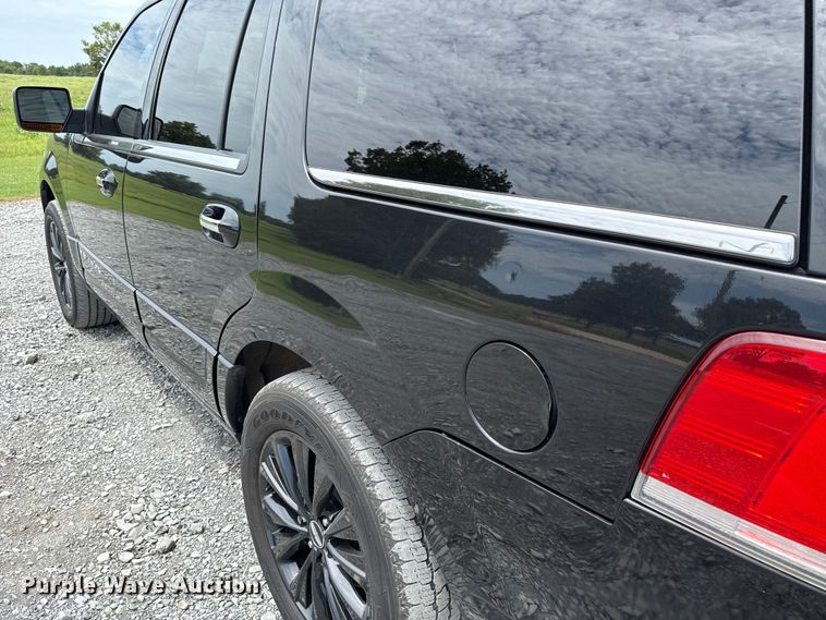 image for item DO7197 2015 Lincoln Navigator SUV