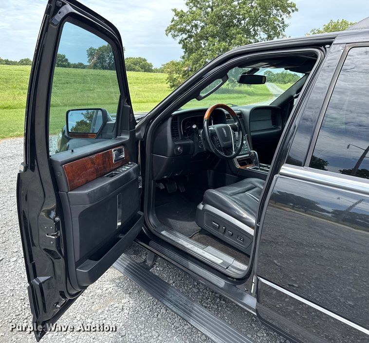 image for item DO7197 2015 Lincoln Navigator SUV