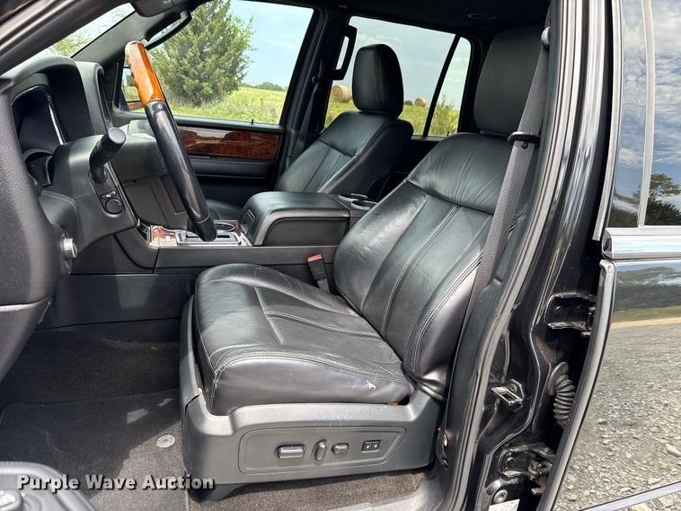 image for item DO7197 2015 Lincoln Navigator SUV