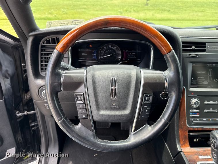 image for item DO7197 2015 Lincoln Navigator SUV