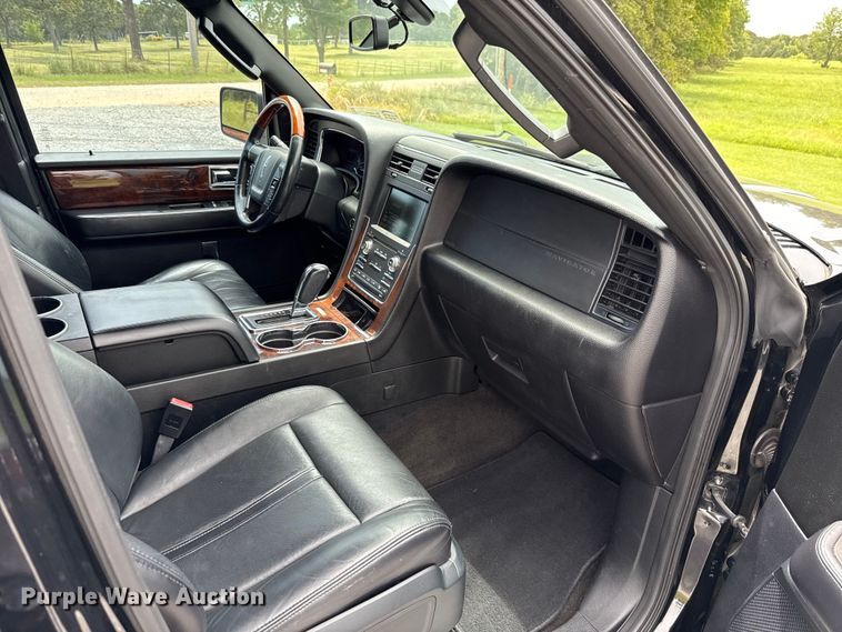 image for item DO7197 2015 Lincoln Navigator SUV