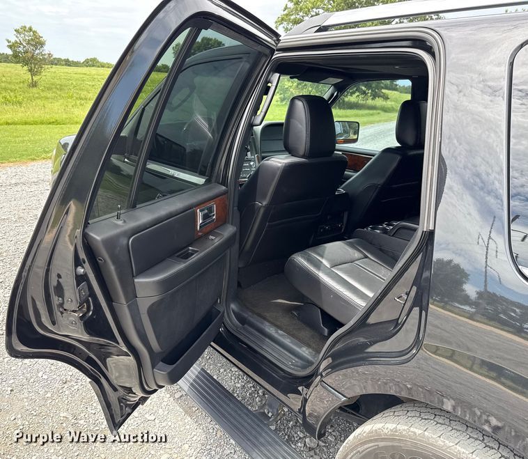 image for item DO7197 2015 Lincoln Navigator SUV