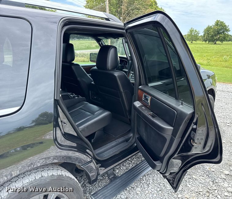 image for item DO7197 2015 Lincoln Navigator SUV