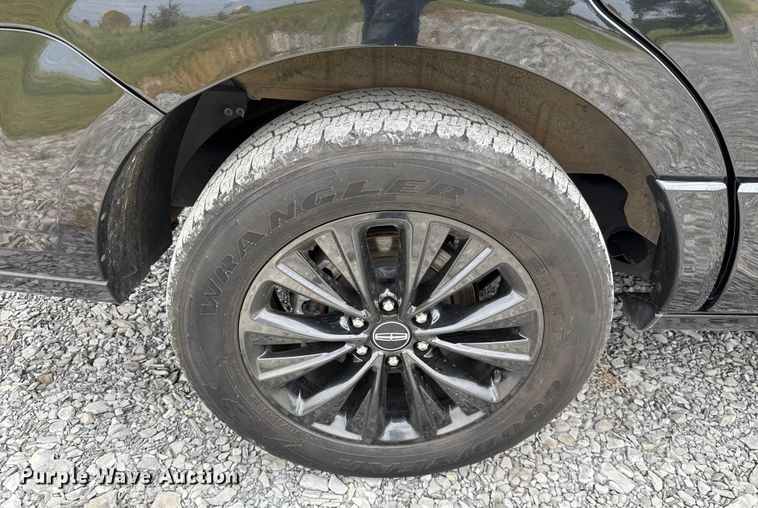 image for item DO7197 2015 Lincoln Navigator SUV