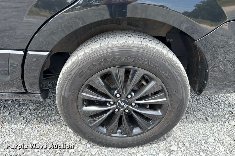 image for item DO7197 2015 Lincoln Navigator SUV