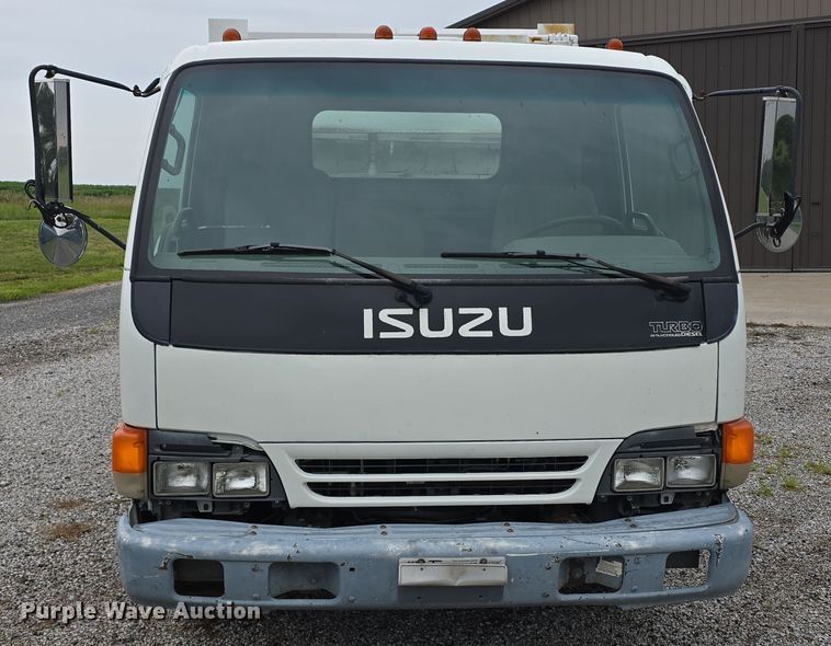 image for item DR3944 2001 Isuzu NPR refuse truck