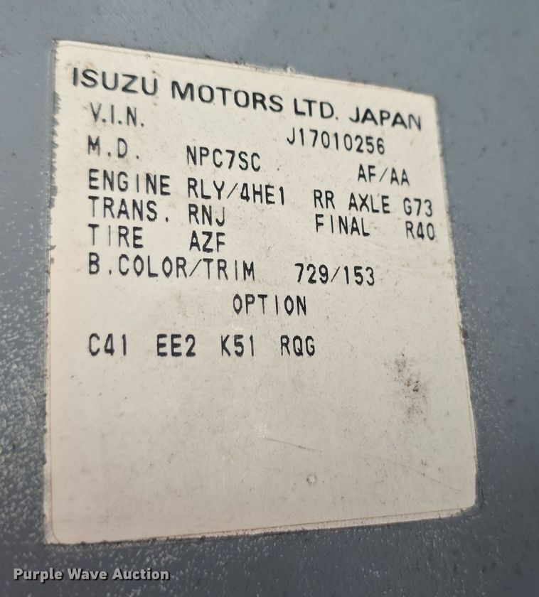 image for item DR3944 2001 Isuzu NPR refuse truck